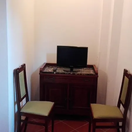 לינה וארוחת בוקר Casina Belvedere קזלקיו די רנו